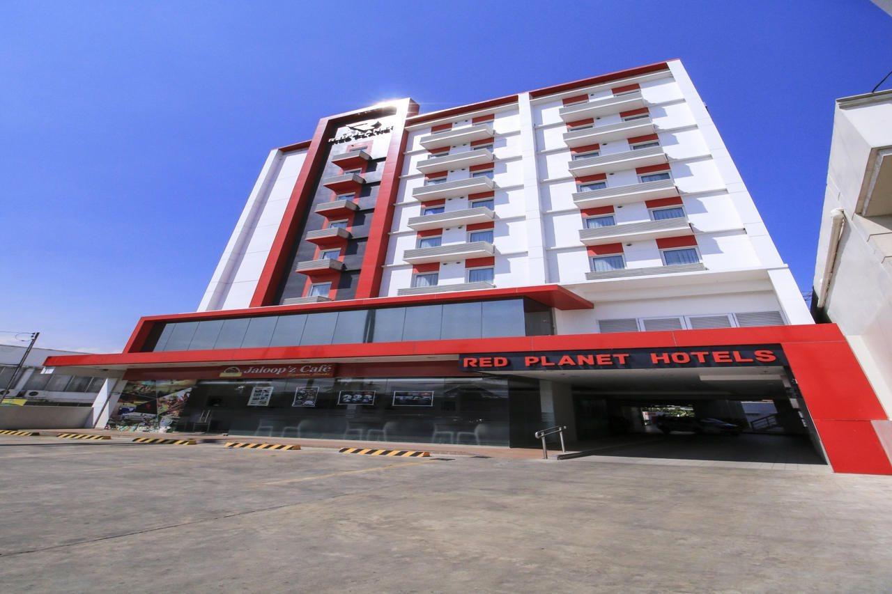 Red Planet Davao - Multiple Use Hotel Buitenkant foto